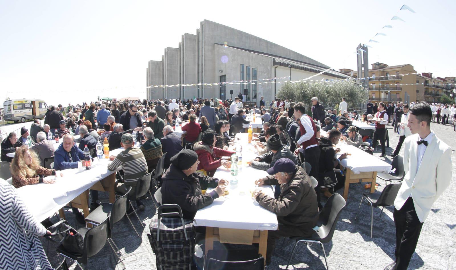 Catania, a San Giuseppe pranzo solidale nel quartiere San Giovanni Galerno